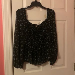 Long sleeve, black floral polyester top